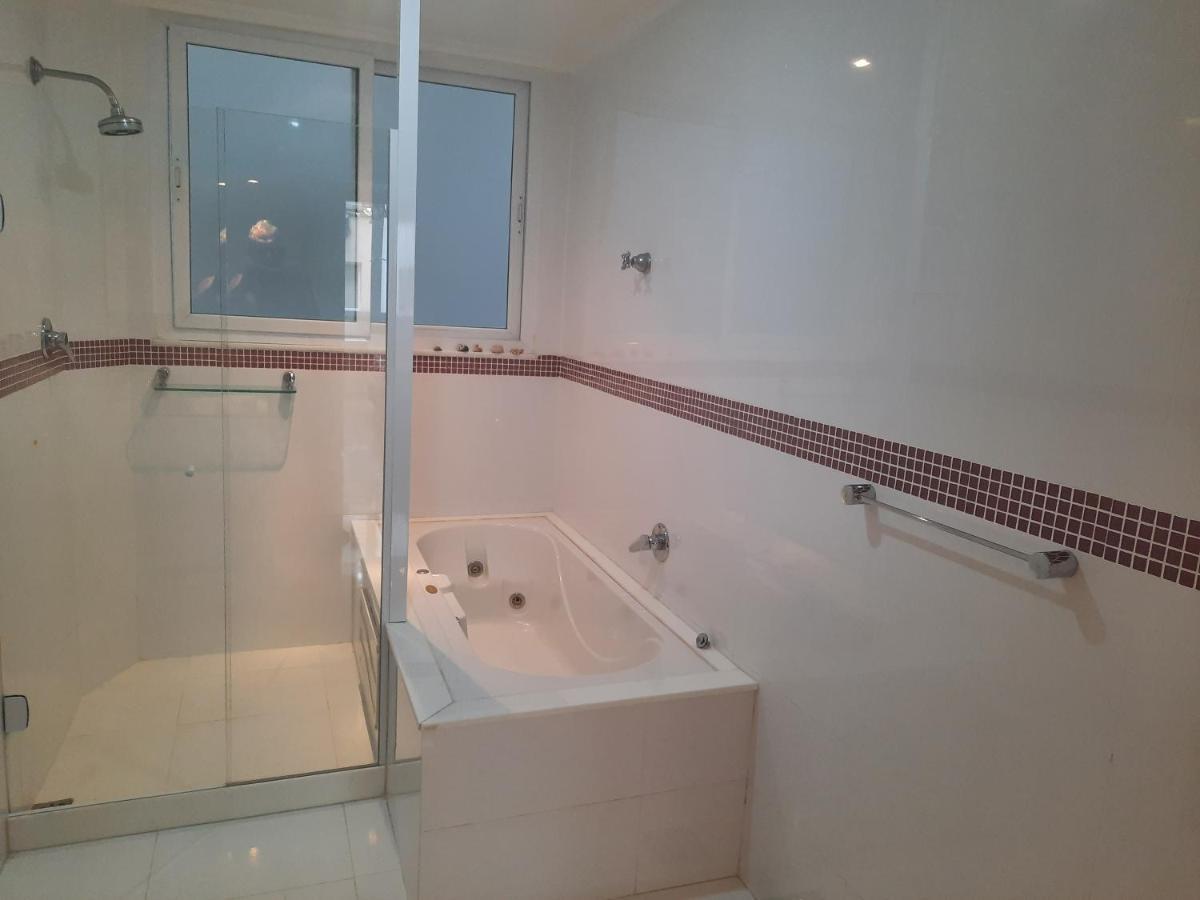 Apto 5 Quartos Na Orla De Copacabana Apartment